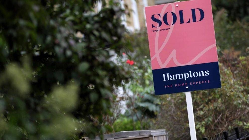Analysts predict that British house prices are leading for a protracted slump. — AFP file pic