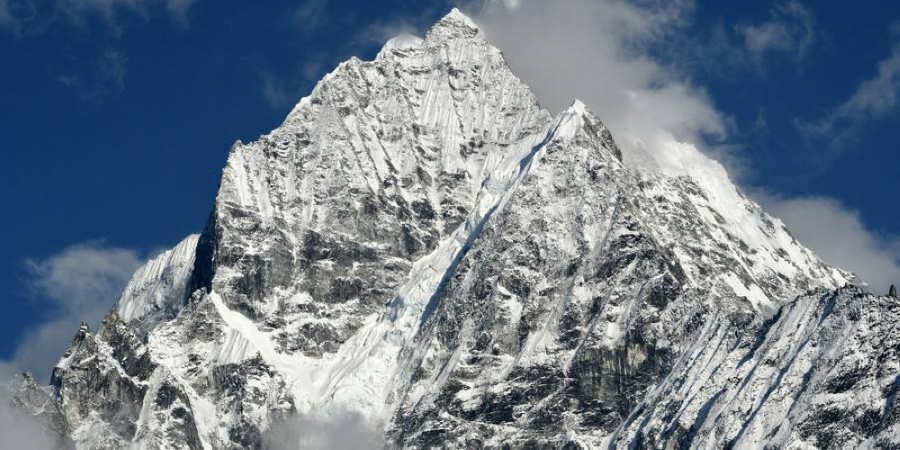 The Himalayas: An ever-more dangerous adventure destination - Vimarsana News
