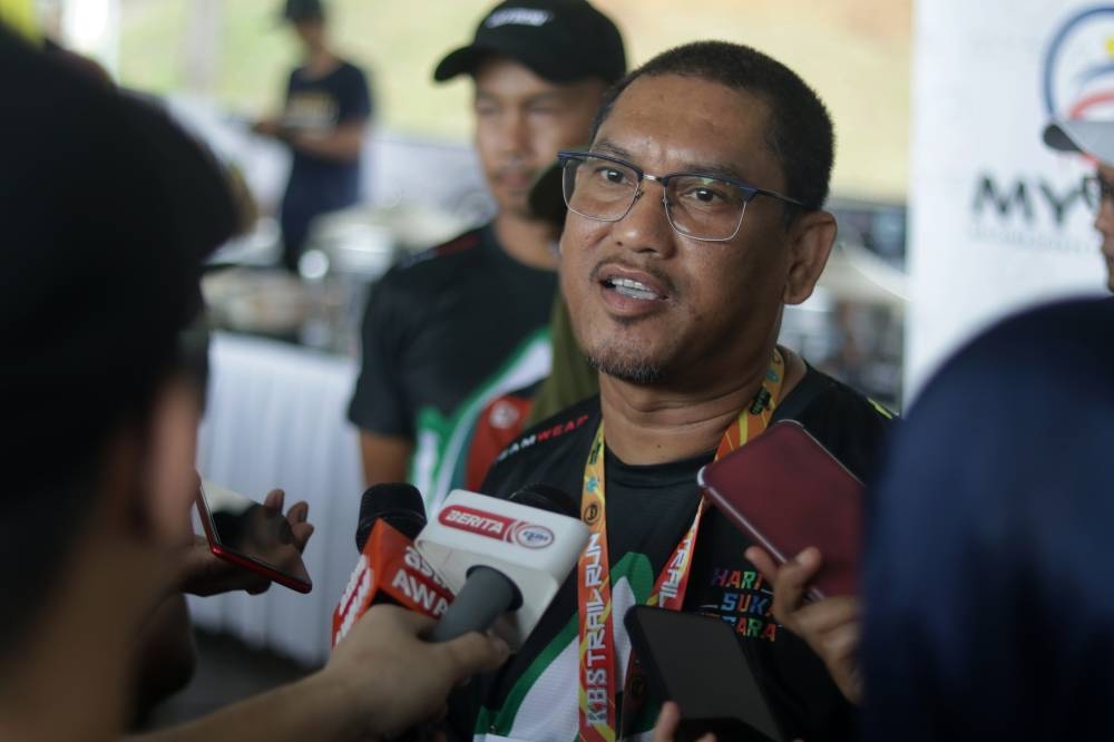 Bersatu deputy president Datuk Seri Ahmad Faizal Azumu said Umno should not focus solely on efforts to gain power. — Bernama pic