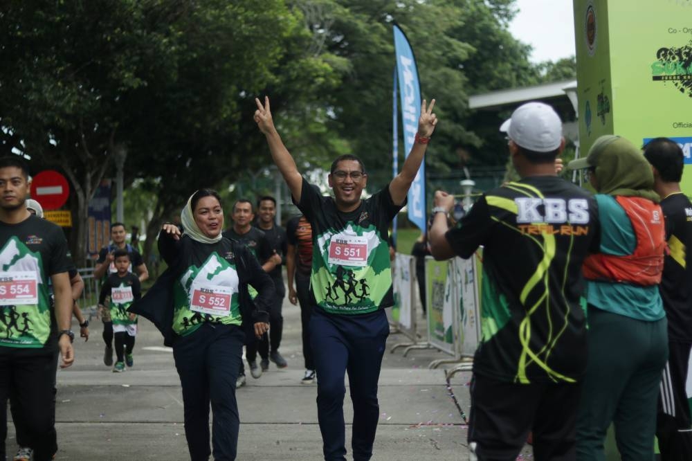 Youth and Sports minister Datuk Seri Ahmad Faizal Azumu takes part in the KBS Trail Run ‘Love Nature for Our Future’ 2022 in Putrajaya October 2, 2022. — Bernama pic