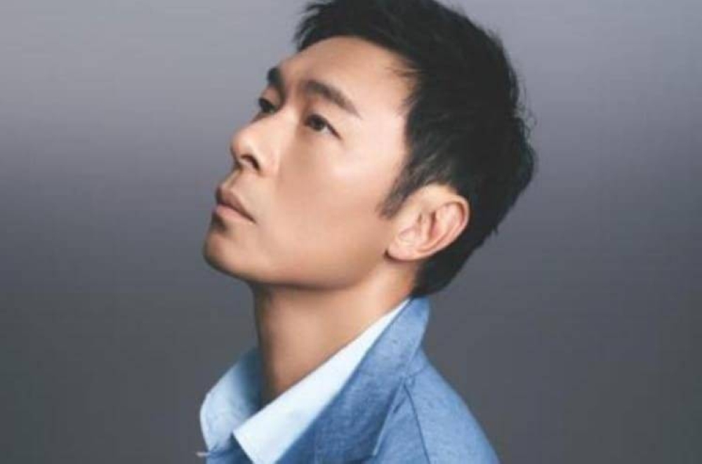Three years after getting caught kissing former TVB actress Jacqueline Wong, Hong Kong celebrity Andy Hui returned to perform at an online concert. — Picture via Facebook/ 許志安 Andy Hui