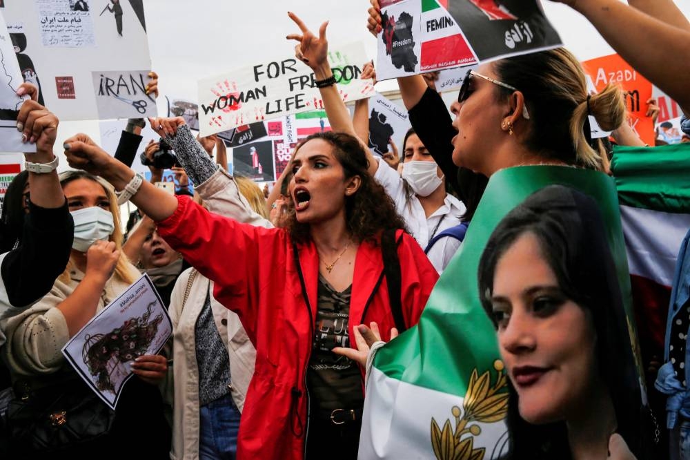 Protesters shout slogans during a demonstration following the death of Mahsa Amini in Iran, in Istanbul, Turkey, October 2, 2022. — Reuters pic 