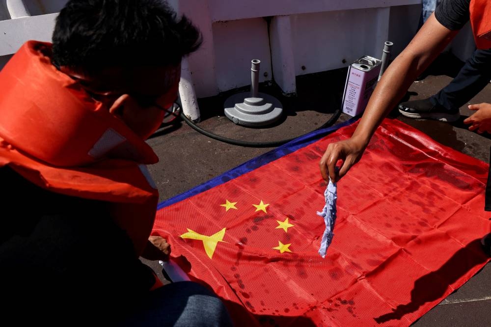 China has 'destroyed' tacit agreement on Taiwan Strait, says minister - Vimarsana News