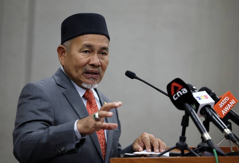 Environment and Water Minister Datuk Seri Tuan Ibrahim Tuan Man speaks during a press conference in Parliament, Kuala Lumpur October 5, 2022. — Bernama pic