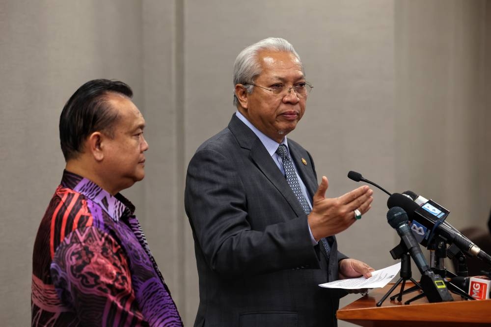 The communications and multimedia minister said he had received a notice of tomorrow’s meeting. — Bernama pic 