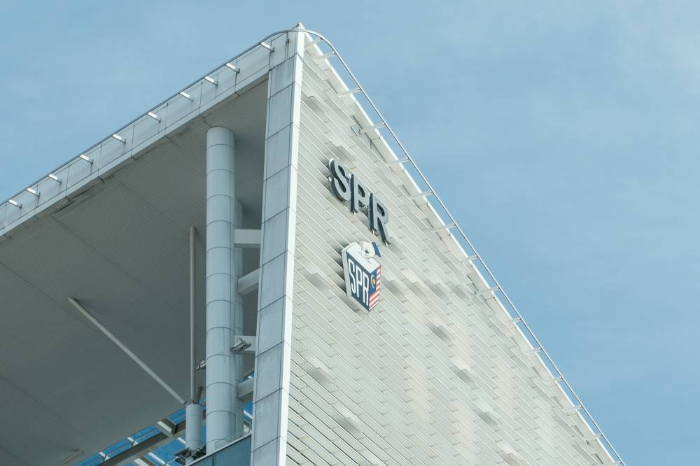 Election Commission (EC) secretary Datuk Ikmalrudin Ishak, in a statement today, said the closing date for the application will be announced after a special meeting to discuss the Bugaya state by-election on October 20. —  Picture by Shafwan Zaidon