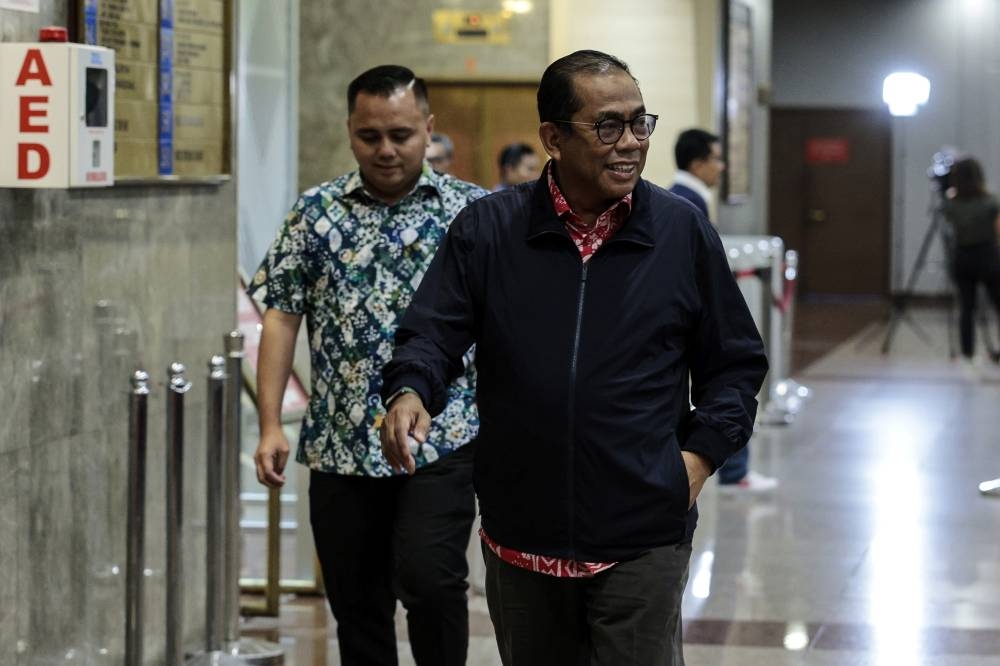 Umno vice-president Datuk Seri Mohamed Khaled Nordin is pictured at Menara Dato Onn in Kuala Lumpur October 10, 2022. — Bernama pic