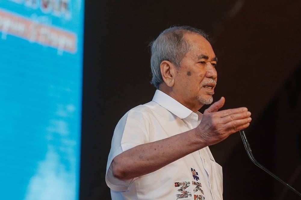 Minister in the Prime Minister’s Department (Parliament and Law) Datuk Seri Wan Junaidi Tuanku Jaafar strongly believes that for the judiciary, the courts should be given decision making powers independently without influence and interference from anyone. — Picture by Sayuti Zainudin