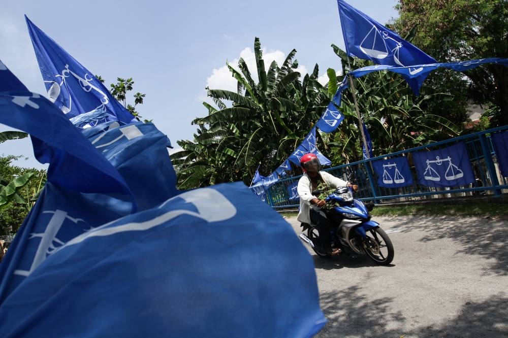 Penang Barisan Nasional (BN) wished to avoid overlapping with PAS in the 15th general election. — Picture by Miera Zulyana