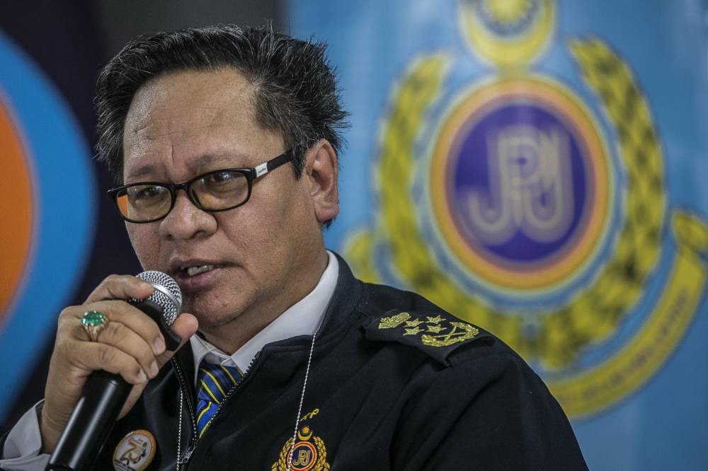 RTD director-general Datuk Zailani Hashim said various aspects will be examined, including a check on the vehicle’s last periodic inspection at the Computerised Vehicle Inspection Centre (Puspakom). — Picture by Hari Anggara