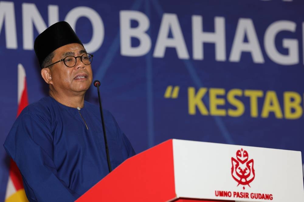 Umno vice-president Datuk Seri Mohamed Khaled Nordin had tweeted his thoughts about what had transpired on his Twitter account at noon even as the authorities have yet to ascertain Mossad’s involvement. — Bernama pic