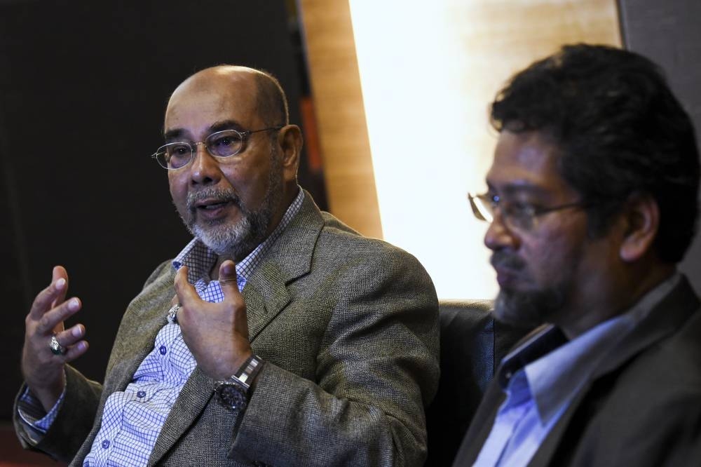 Tan Sri Syed Hamid Albar, the chairman of the Malaysian Advisory Group on Myanmar, said the group condemns Malaysia’s October 6 deportation of 150 Myanmar citizens, including those who were seeking asylum. — Bernama pic 
