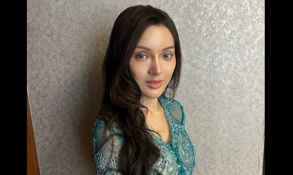 Nur Fathiah reportedly said running as an independent candidate as would allow her freedom to speak out on issues that she truly believes in while being realistic about her potential achievements. — Picture via Facebook