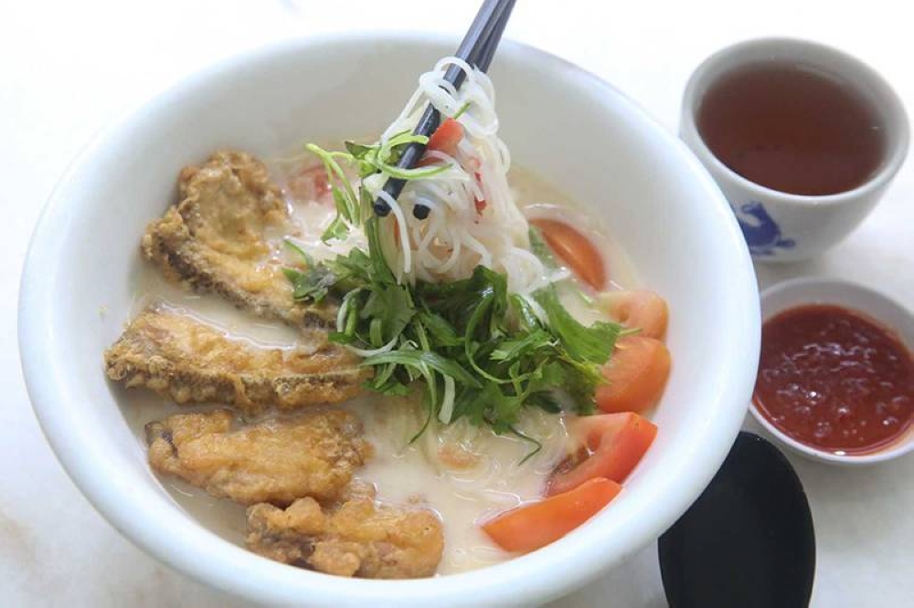 The use of their home brewed rice wine gives a lift to the Fish Fillet Milky Rice Wine Noodles.