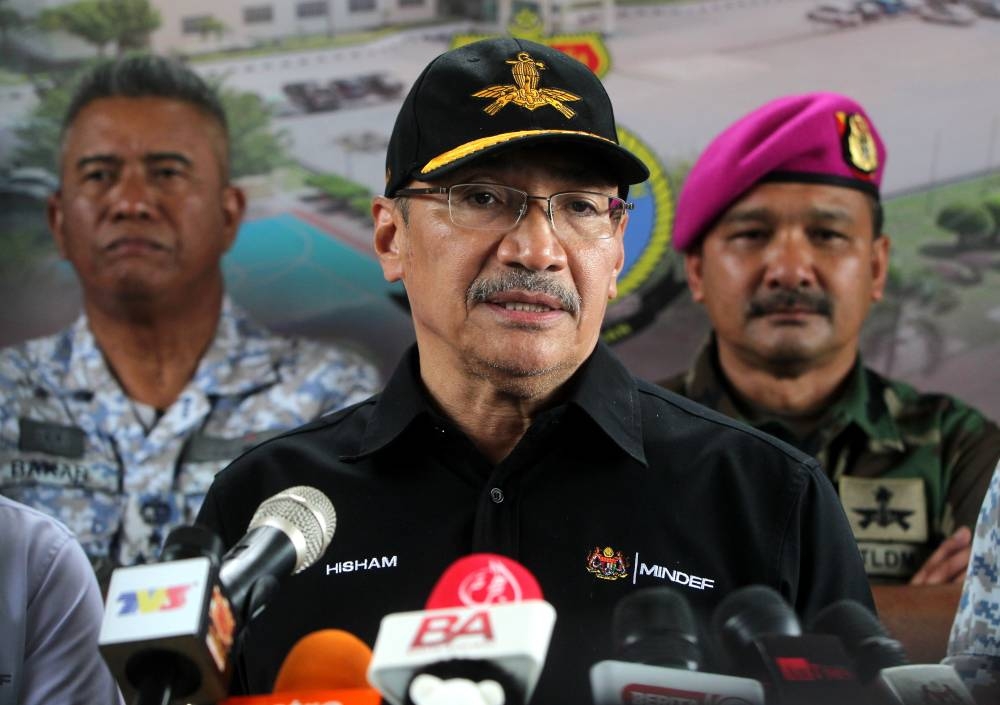 Senior Defence Minister, Datuk Seri Hishammuddin Tun Hussein said this procurement effort followed continuous discussions between the Defence Ministry’s top officials and RMN, taking into account the wants and needs of the RMN itself. — Bernama pic