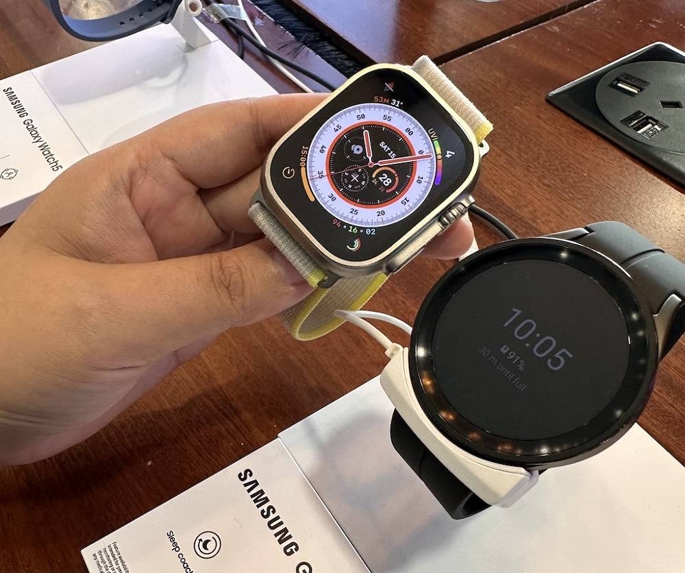 The Apple Watch Ultra's larger size means a larger battery that makes it the envy... of other Apple Watch users. — Picture by Erna Mahyuni