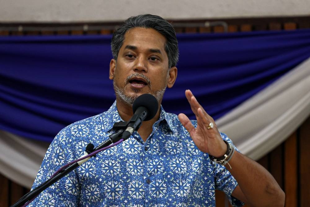 Rafizi had earlier said that there was a high chance Khairy (pic) would be cut off from Umno if BN wins GE15. — Bernama pic