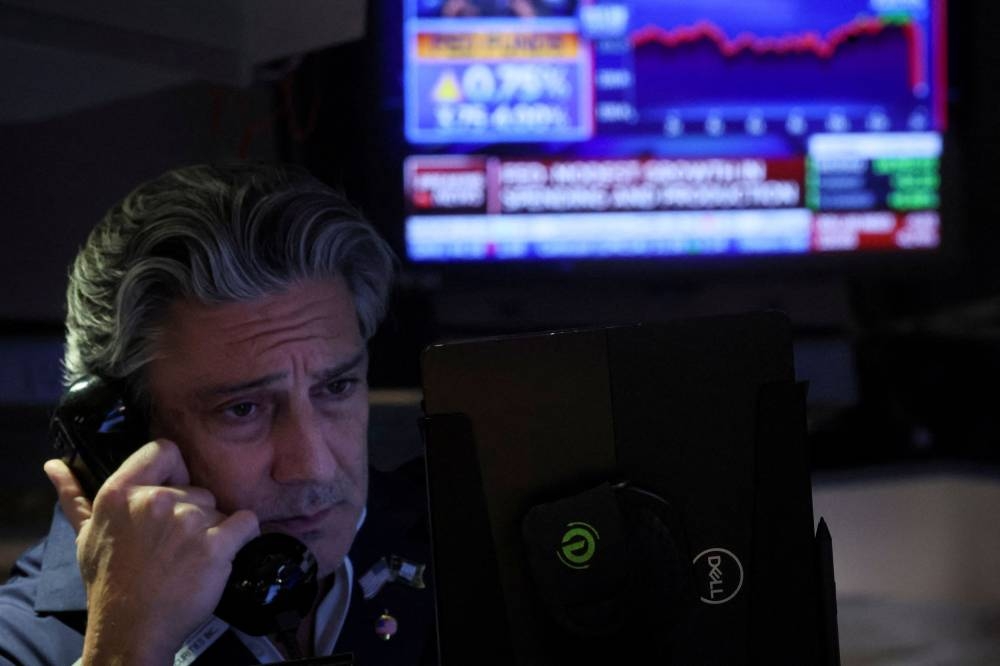 The MSCI index of global shares, which tracks equities in 50 countries, broke two straight days of losses and was up 1.72 per cent. — Reuters pic