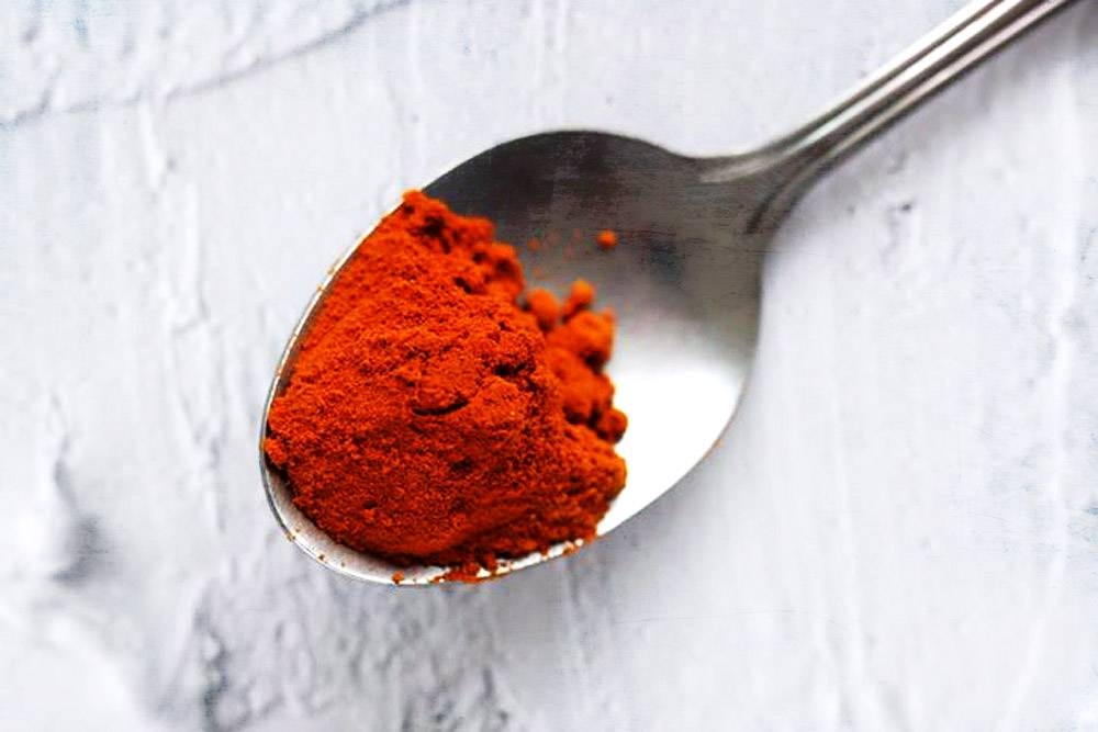 Paprika adds a gentle heat and dusty-red colour.