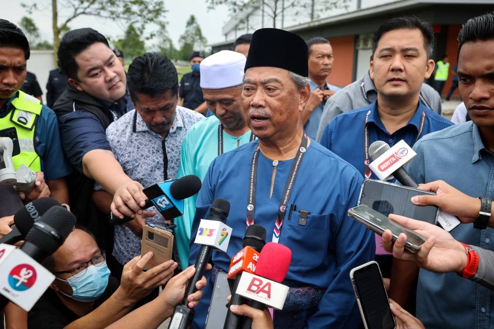 Perikatan Nasional (PN) chairman Tan Sri Muhyiddin Yassin seen in Pagoh November 5, 2022. — Bernama pic