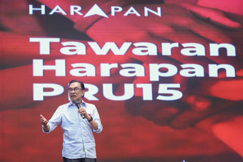 Pakatan Harapan chairman Datuk Seri Anwar Ibrahim speaks during the launch of the Pakatan Harapan manifesto ahead of the upcoming 15th general election at Wyndham Acmar in Klang November 2, 2022. — Picture by Yusof Mat Isa