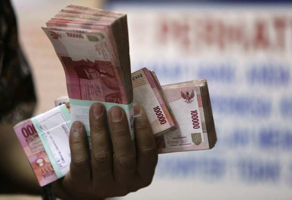 The Indonesian economy performed better compared to the same period last year, when the country suffered tightened restrictions following a wave of cases of Covid-19’s Delta strain. — Reuters pic