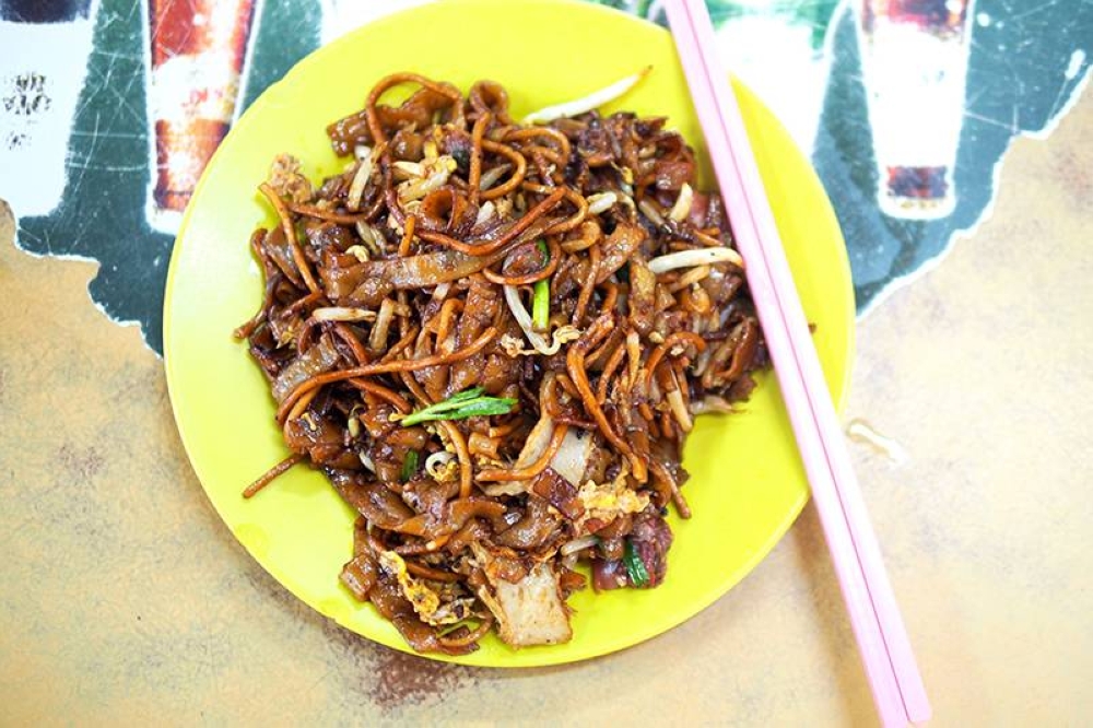 Catch this Teochew fried 'kuey teow' with 'wok hei' from this stall at Tang City Food Court. — Pictures by Lee Khang Yi