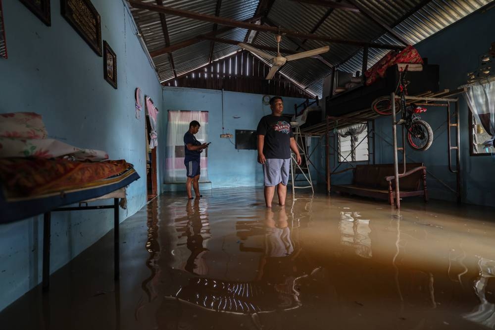 In a statement, the National Disaster Management Agency (Nadma) said the number of flood victims increased from 1,359 to 2,388 in 24 hours, and they are currently taking shelter in 25 relief centres (PPS). — Bernama pic