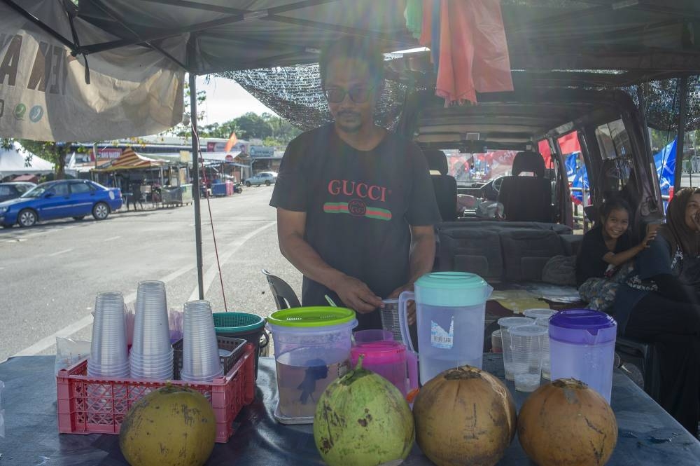 Sharil said he was still undecided but would choose the candidate with the strongest leadership skills.