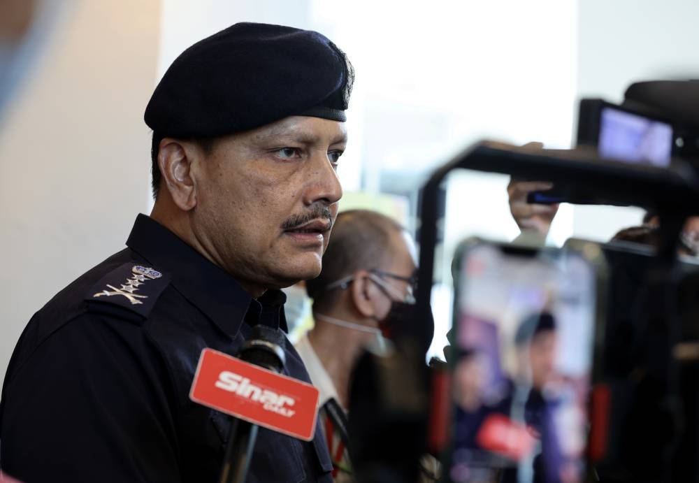 Kuala Lumpur police chief Datuk Azmi Abu Kassim today confirmed that he has received a police report regarding the case. — Bernama pic 