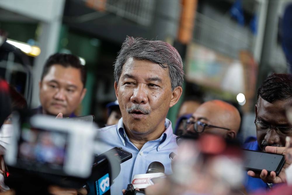 Umno deputy president Datuk Seri Mohamad Hasan suggested that Perikatan Nasional (PN) and Pakatan Harapan (PH) form a new unity federal government with each other while leaving BN aside. — Picture by Sayuti Zainudin