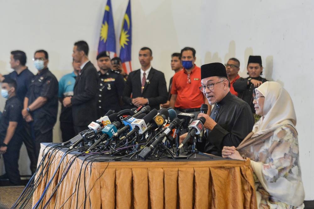 Prime Minister Datuk Seri Anwar Ibrahim speaks at his first press conference as prime minister at Sungai Long Golf & Country Club, November 24, 2022. — Picture by Miera Zulyana