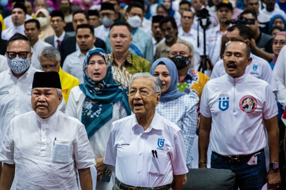 File picture shows Parti Pejuang Tanah Air (Pejuang) and Gerakan Tanah Air (GTA) chairman Tun Dr Mahathir Mohamad attending the announcement of Gerakan Tanah Air (GTA) ahead of the 15th general election at Bangi Convention Centre on November 2, 2022. — Picture by Firdaus Latif