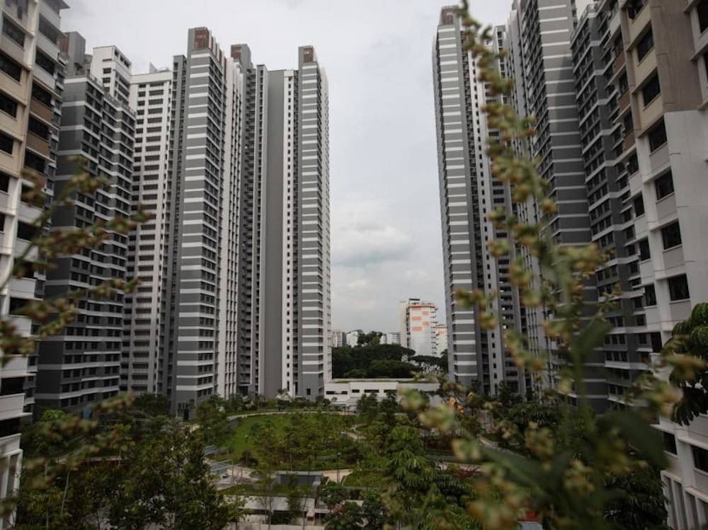 Homeowners have started to feel the pressure of rising home loan interest rates, since banks in Singapore raised their fixed home loan rates up to 4.5 per cent, the highest in almost two decades. — TODAY pic