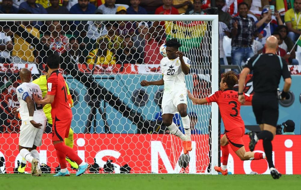 Ghana’s Mohammed Kudus scores their second goal against South Korea at Education City Stadium, Al Rayyan, Qatar, November 28, 2022. — Reuters pic 