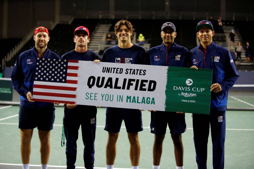 us-davis-cup-captain-fish-coach-bryan-fined-for-bet-promotion