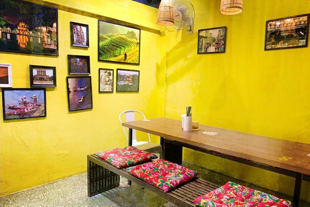The colourful décor welcomes customers to the shop... and to warm Vietnamese culture.