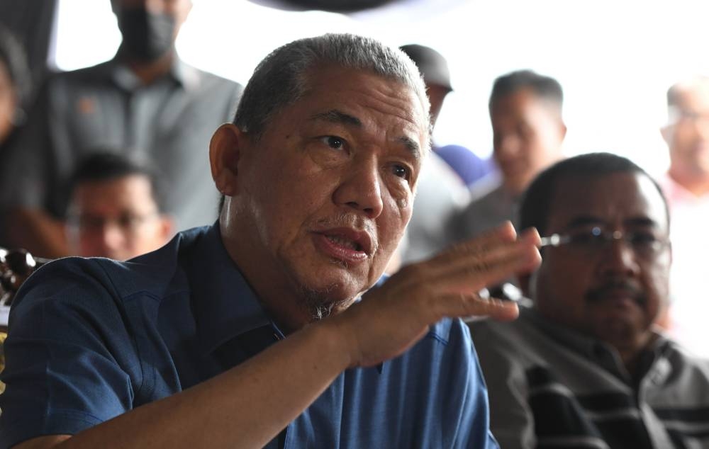 Datuk Seri Fadillah Yusof will be replacing Datuk Zuraida Kamaruddin who had served the ministry since August 2021 under former prime minister Datuk Seri Ismail Sabri Yaakob. — Bernama pic