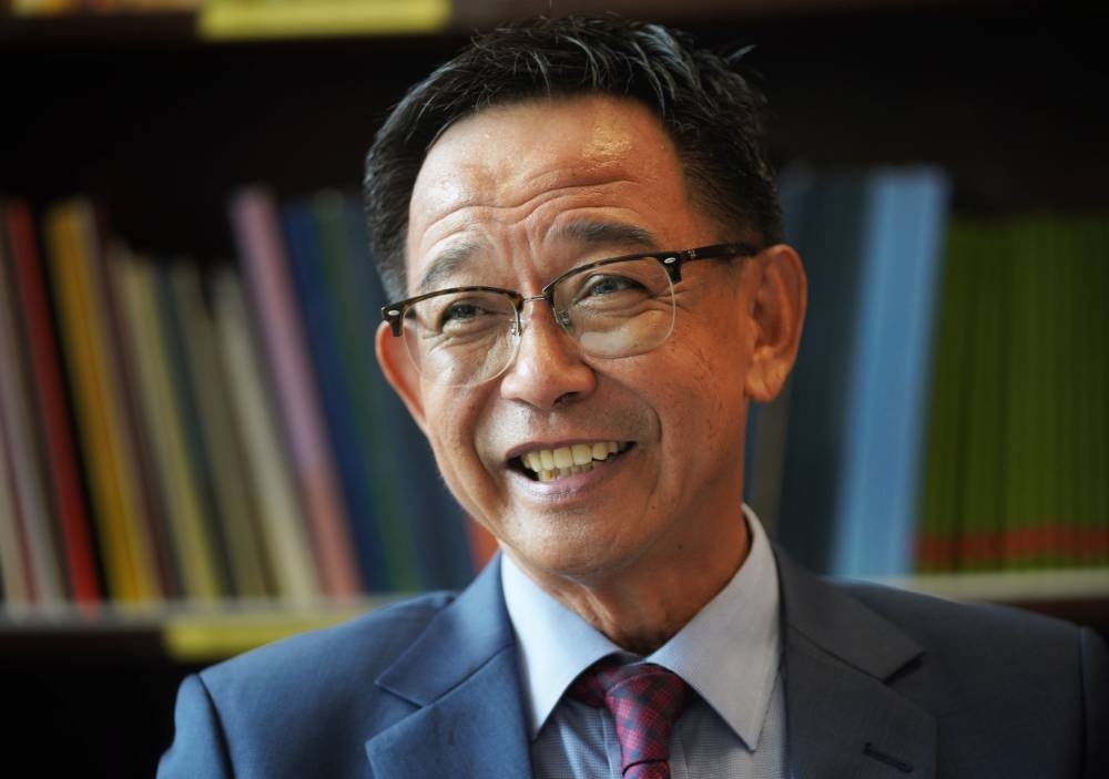 Minister of Tourism, Creative Industry and Performing Arts Sarawak Datuk Seri Abdul Karim Rahman Hamzah said in such a scenario, it would be ‘easier’ for the state government to contact the minister in charge. ― Borneo Post pic