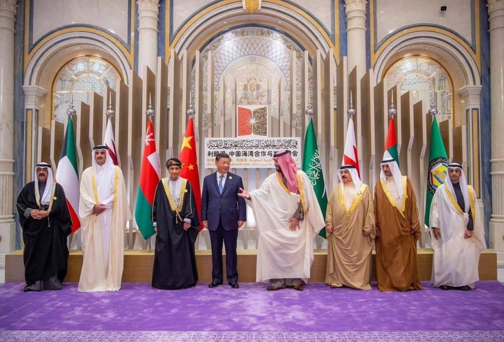 Chinese President Xi Jinping and Arab leaders pose for a group photo during the China-Arab summit in Riyadh, Saudi Arabia December 9, 2022. — Picture by Saudi Press Agency/Handout via Reuters