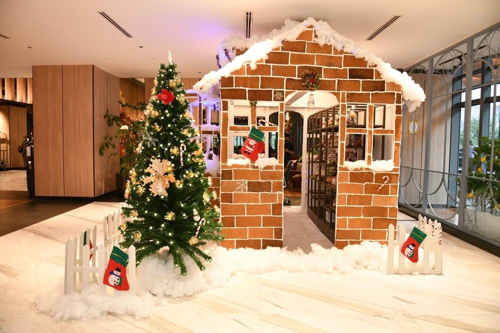 The hotel features festive décor throughout its premises. — Photo courtesy of Parkroyal Collection Kuala Lumpur