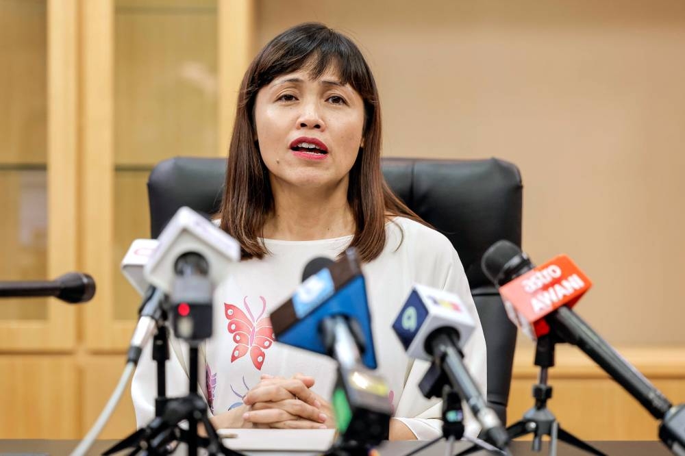 Deputy Communications and Digital Minister Teo Nie Ching speaks during a press conference at the Communications and Digital Ministry in Putrajaya December 12, 2022. — Bernama pic