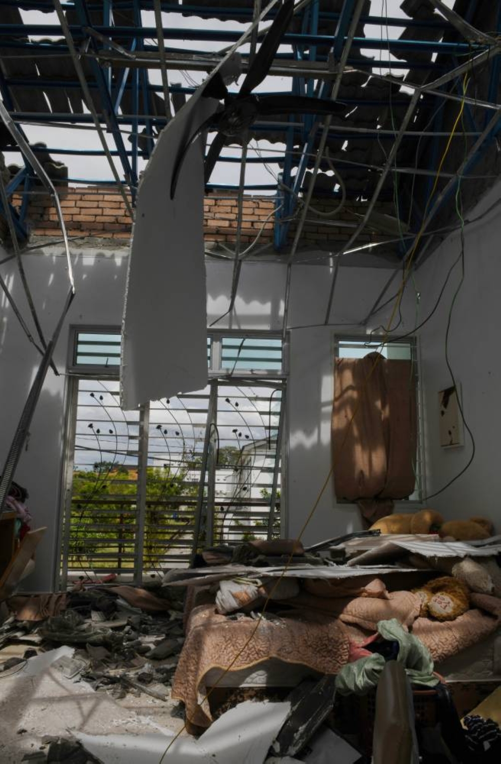 A woman suffered serious burns to her body after an LPG cooking gas cylinder exploded in her house at Taman Sena Permai, Pokok Sena in Tasek Gelugor December 13, 2022. — Bernama pic