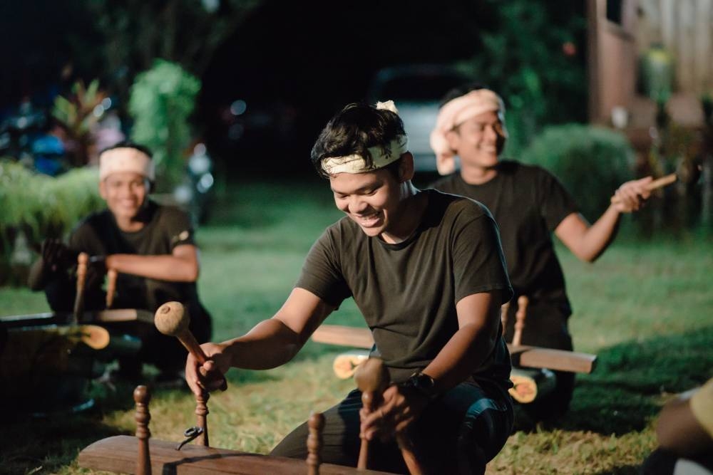 Irsyad Abdul Rahman has been playing ‘Wayang Kulit’ since he was four years old. — Picture courtesy of Pusaka