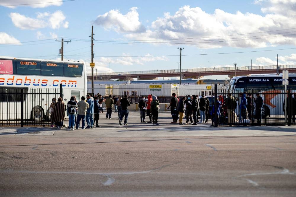 El Paso mayor declares state of emergency over influx of migrants from ...