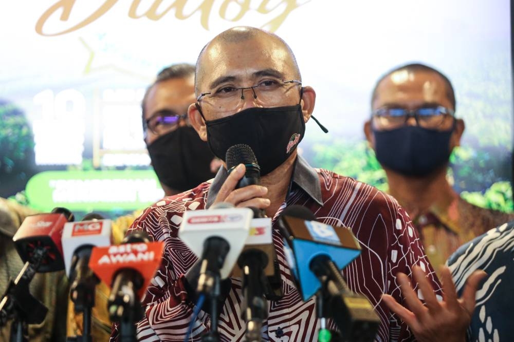 Ronald said Hajiji was appointed as GRS chairman in his capacity as the then-Bersatu Sabah liaison chairman. — Picture by Ahmad Zamzahuri