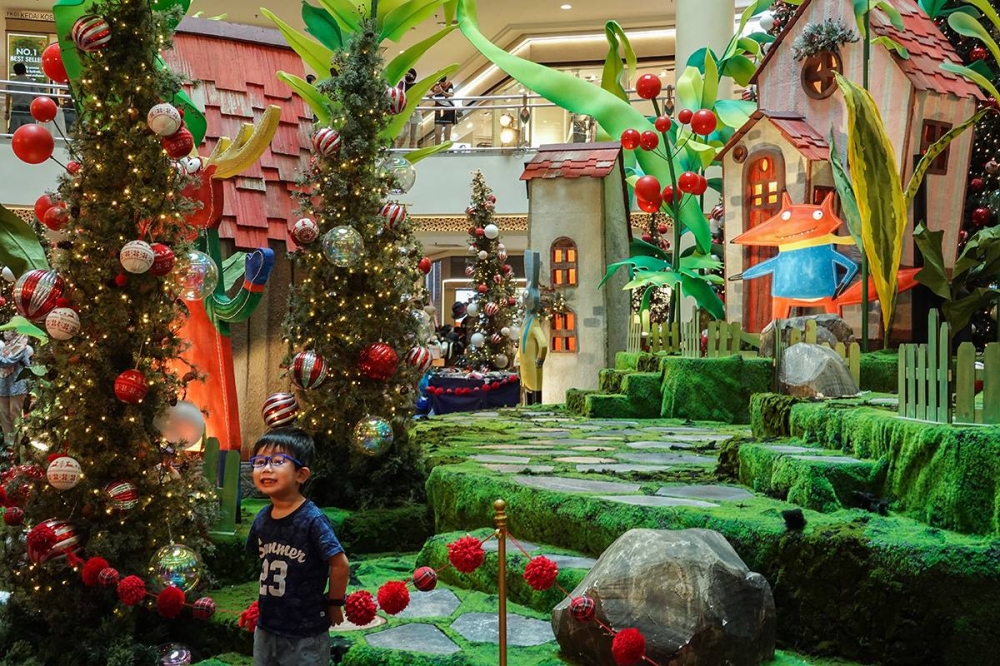 Mid Valley Megamall features a forest village Christmas decoration for the festive season. — Picture by Miera Zulyana
