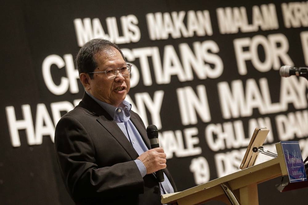 Lee said the dinner was meant to send a positive message and counter the perception of growing religious intolerance. — Picture by Sayuti Zainudin