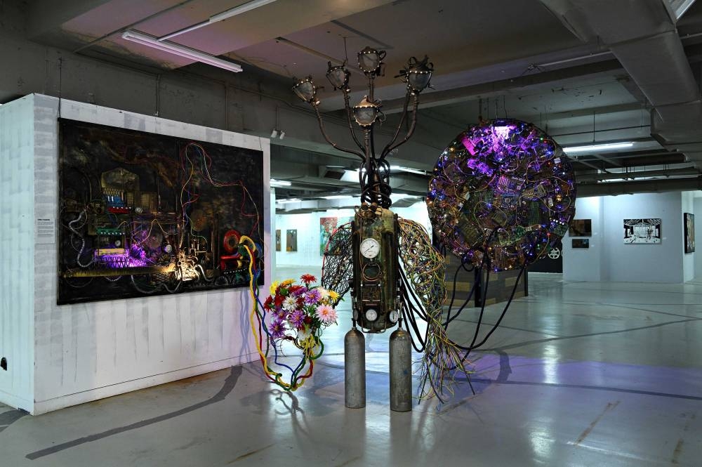 'There's beauty in everything': Designer Bernard Chandran returns with art exhibition that breaks away from traditional format - Vimarsana News