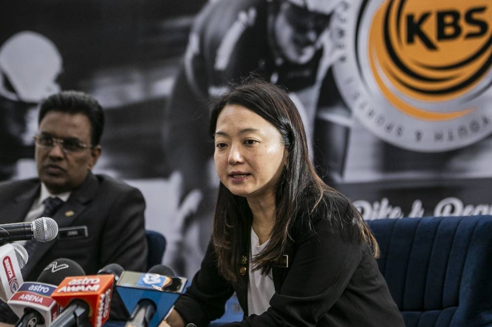 Yeoh said the ministry would also look into the issue of high costs for renting sports facilities to organise championships in the country. — Picture by Hari Anggara